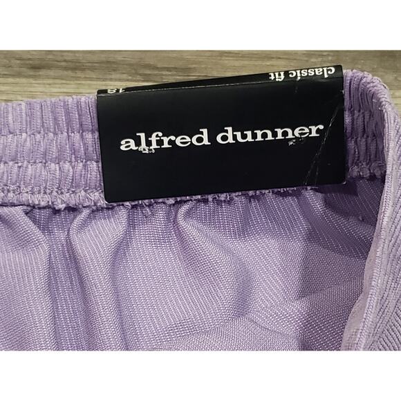 Alfred Dunner Plus Size Victoria Falls Corduroy Pull-On Elastic Classic Fit Pant - Picture 5 of 8